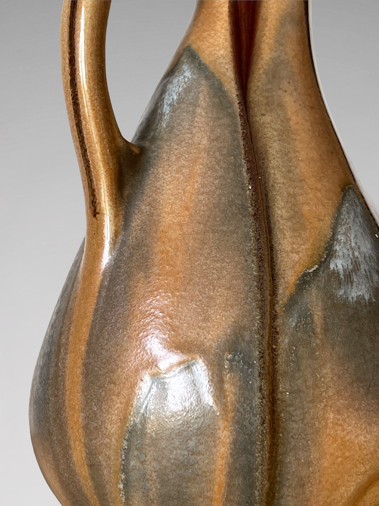 Vase pichet moderniste en céramique émaillée – Faïencerie de Thulin Belgique – modèle 199 – années 30/50