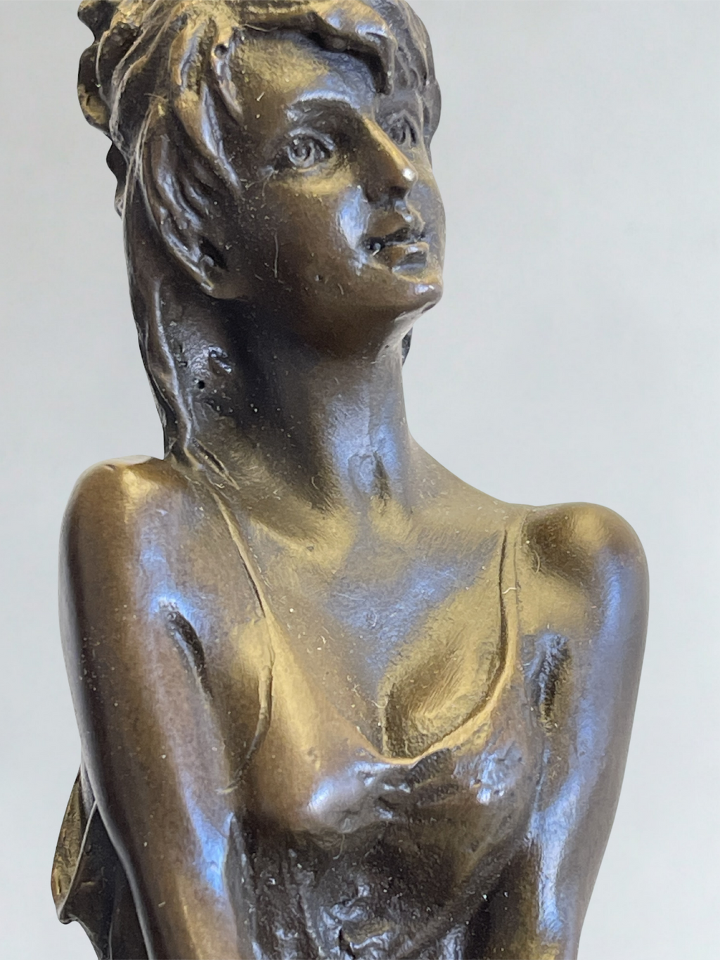 Superbe ensemble de 3 sculptures en bronze signées Collinet – Style Art Déco – 28 cm