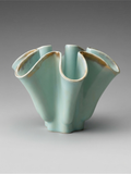 B. Letalle Saint-Clément ceramic vase – model 9005 – celadon green – sculptural design – 1950s/60s – 17 cm