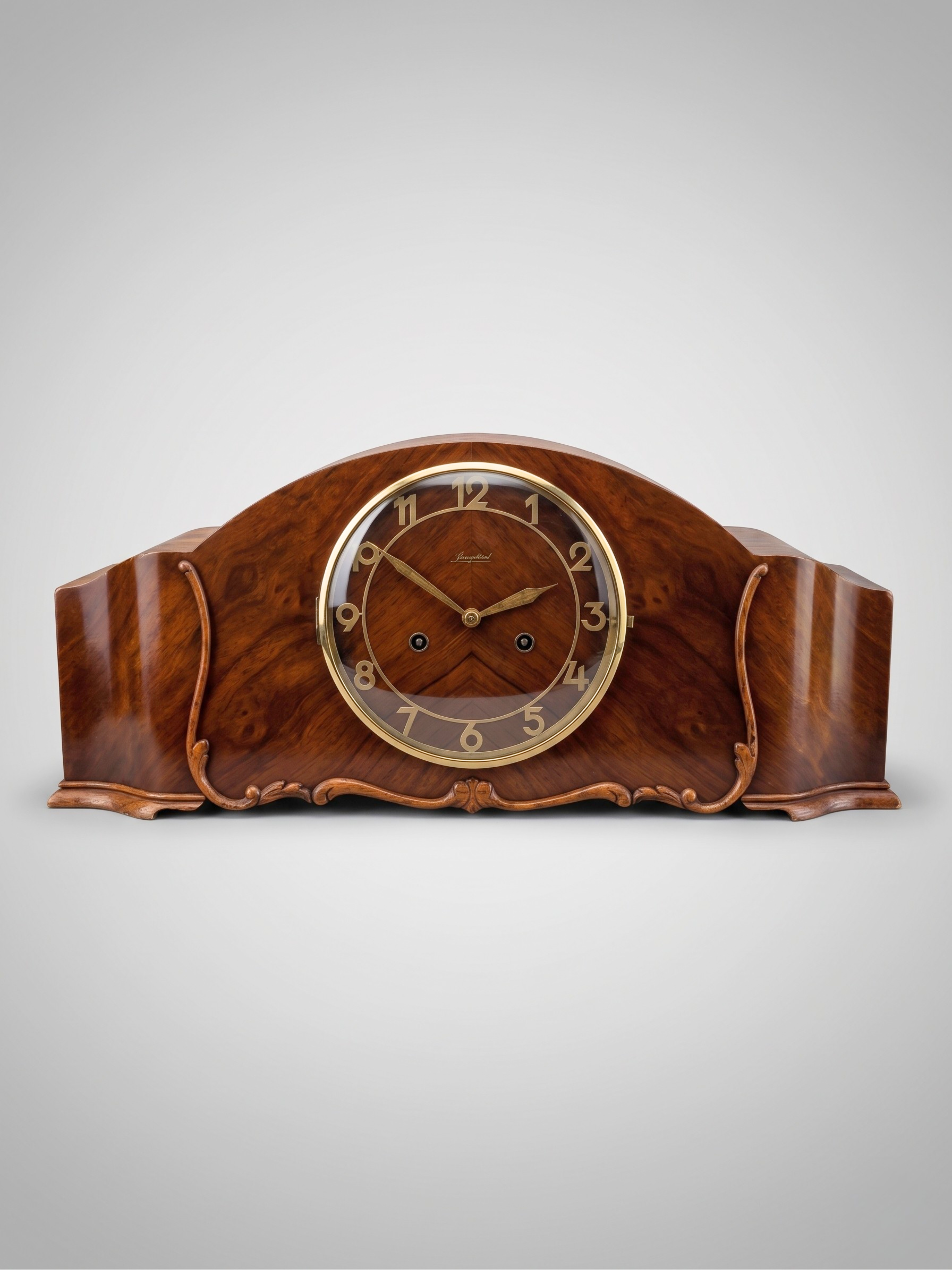 Art Deco Junghans mantel clock in veneered wood – mechanical movement – 1940s