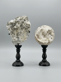 Duo Pyrit & Bergkristall — Mineralskulptur auf Sockeln
