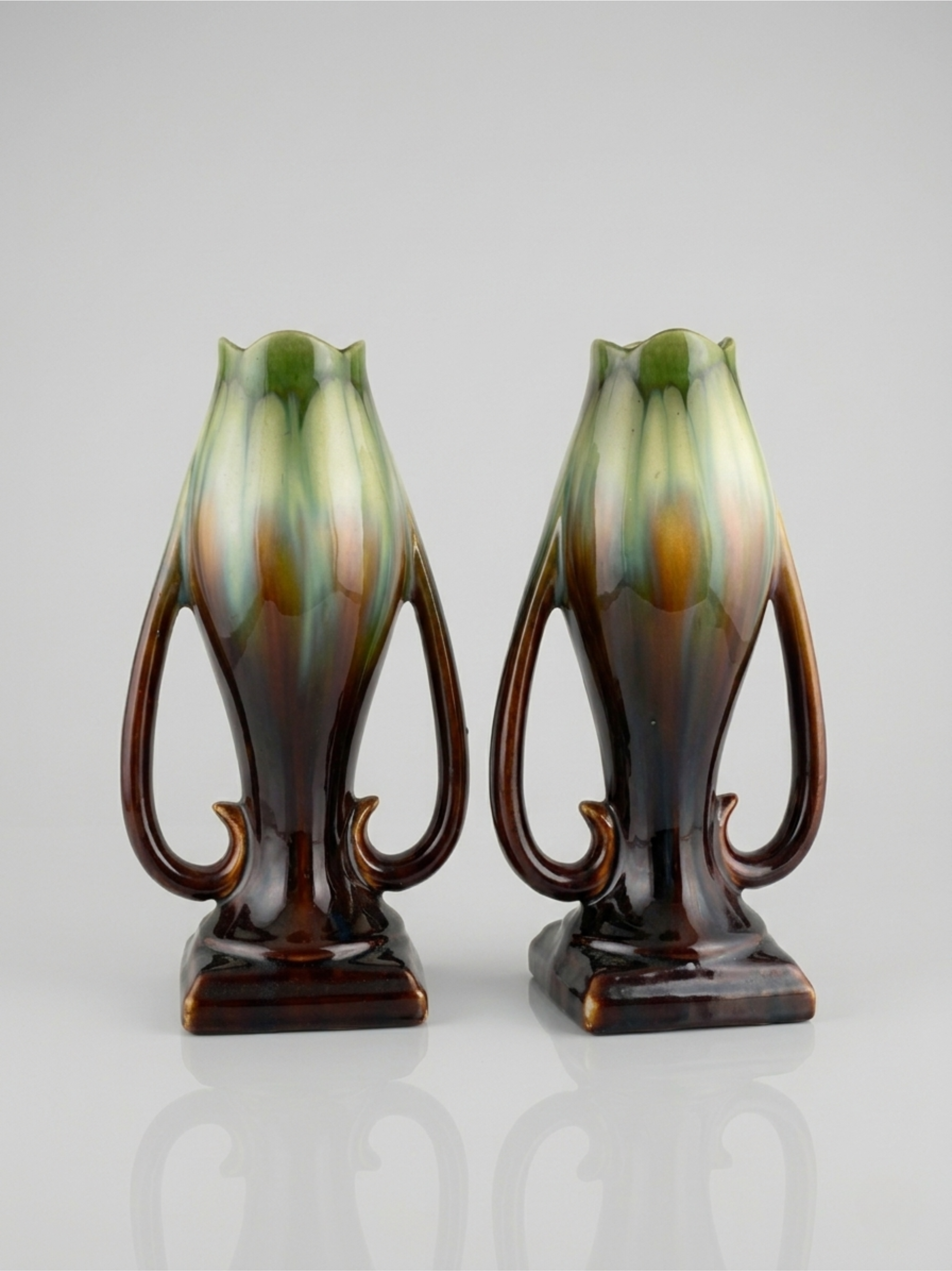 Paar Art-déco-Vasen – Faïencerie de Thulin (zugeschrieben) – Belgien – Flammenlüster – 29 cm