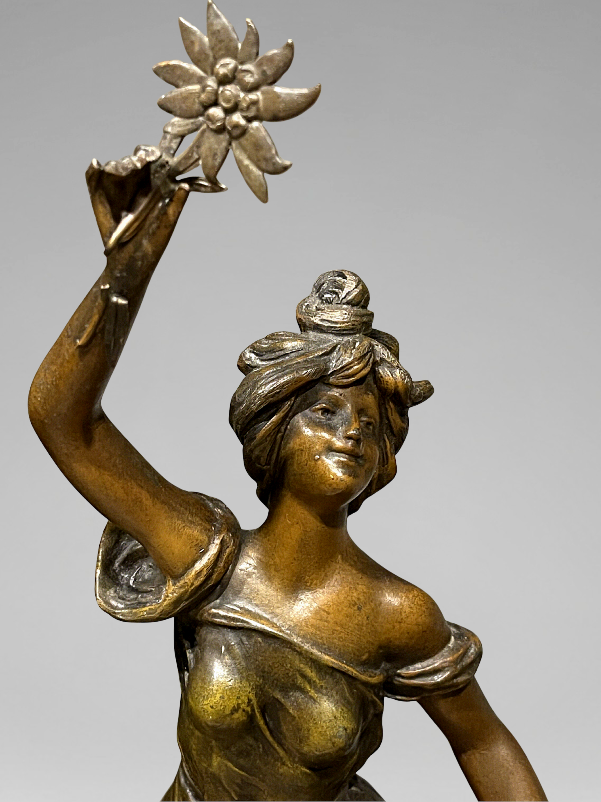Grande garniture de cheminée Napoléon III en marbre rouge et régule patiné signée Guillemin – pendule & candélabres XIXe