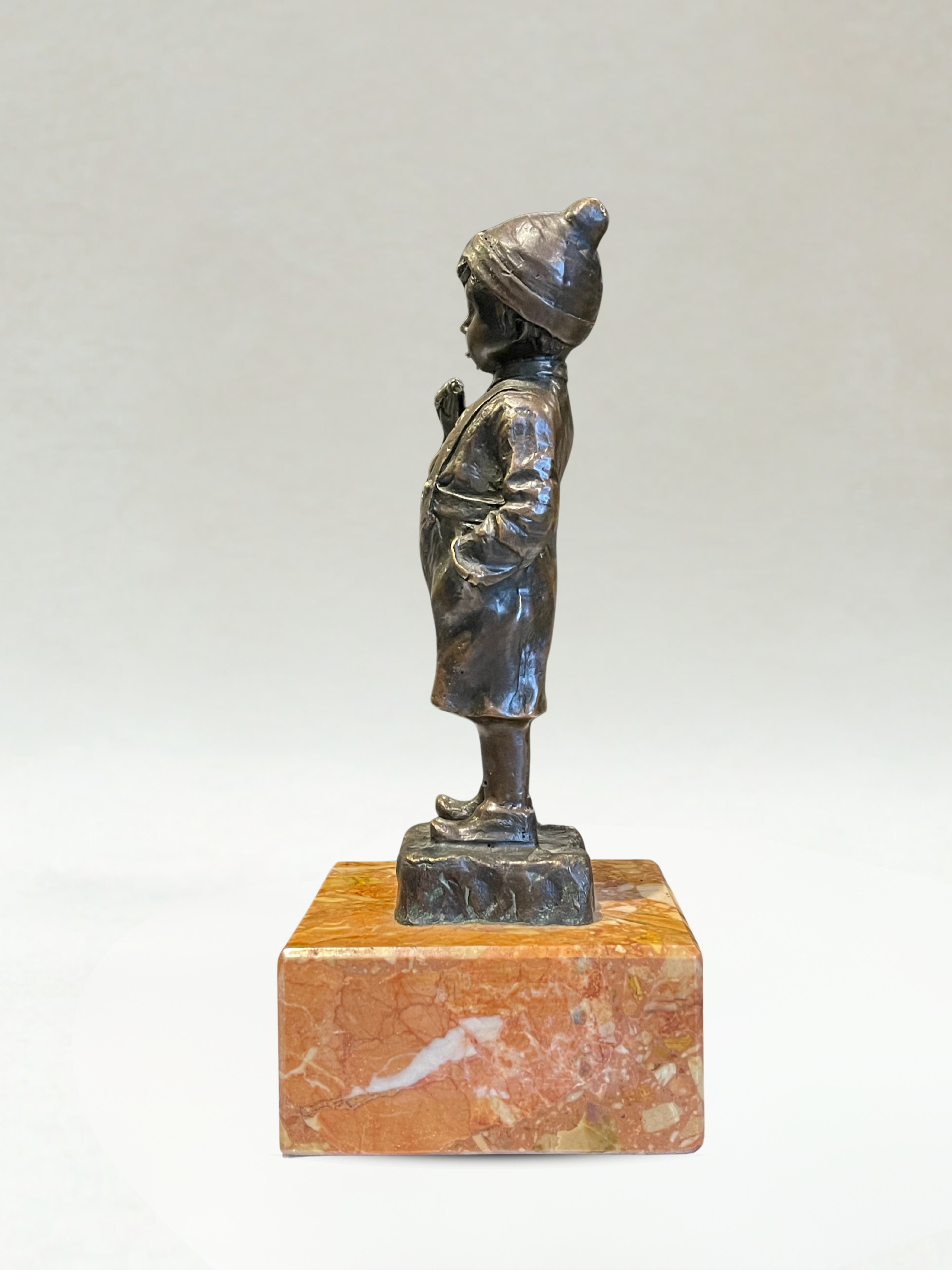 Bronze ancien signé Schmidt-Felling – Jeune garçon – Sculpture Belle Époque - 24cm