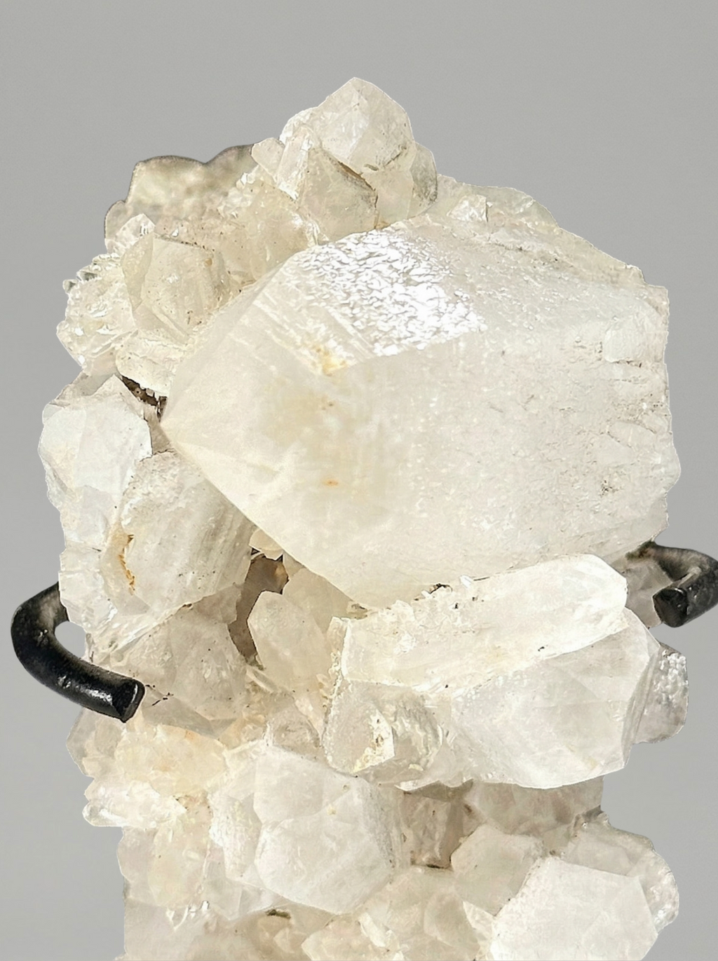 Duo décoratif — Sphère en jaspe Maligano & amas de quartz sur socles