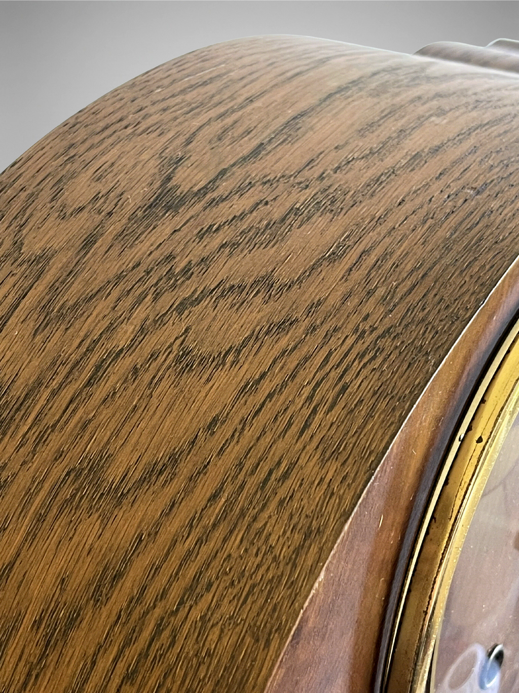 Pendule de cheminée Junghans Art Déco en bois plaqué – mouvement mécanique – années 1940