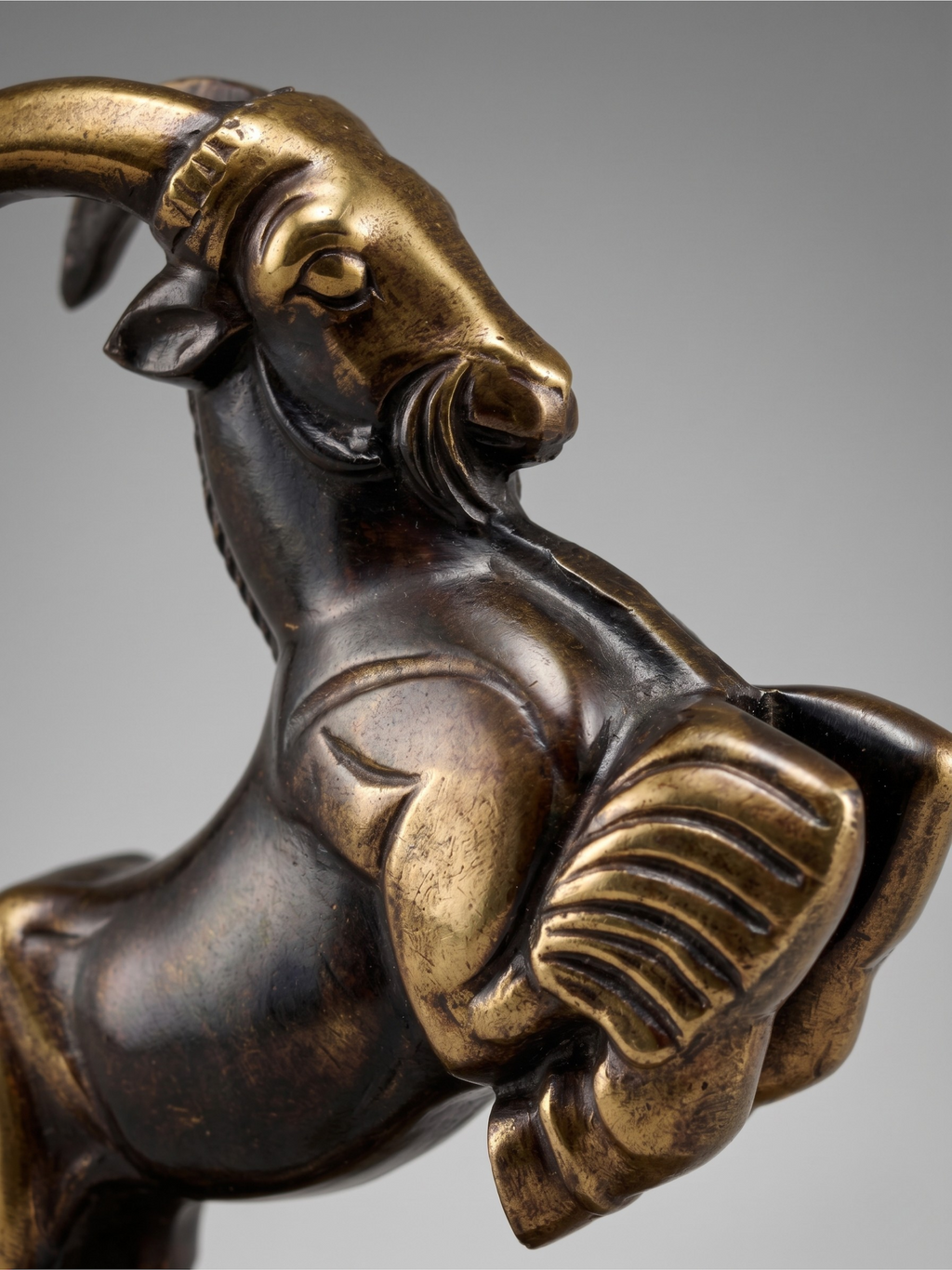 Art Déco Buchstützen Steinböcke aus patiniertem Regule und Marmor, 1930er Jahre