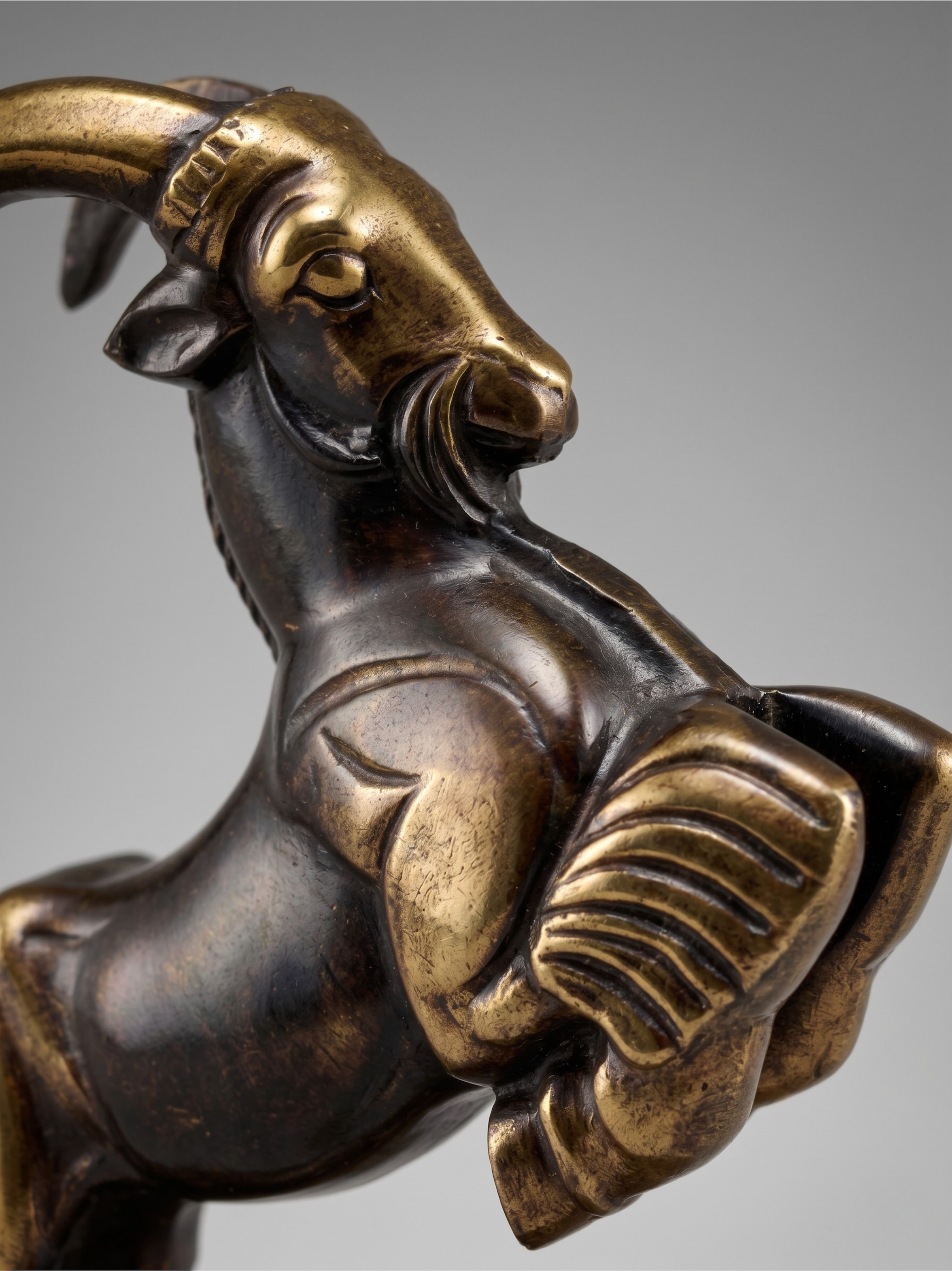 Art Déco Buchstützen Steinböcke aus patiniertem Regule und Marmor, 1930er Jahre