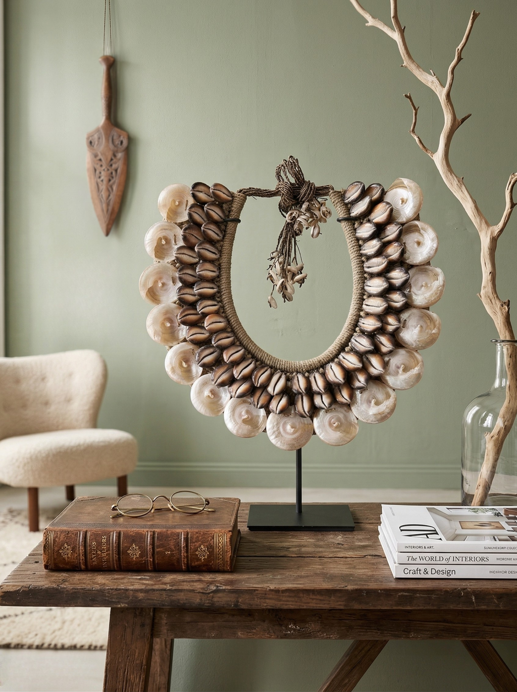 Dekoratives ethnisches Muschelornament – Ozeanien – 40 cm