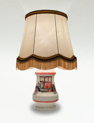 Lampe en porcelaine de Limoges peinte à la main – Décor automobile ancien – 40cm