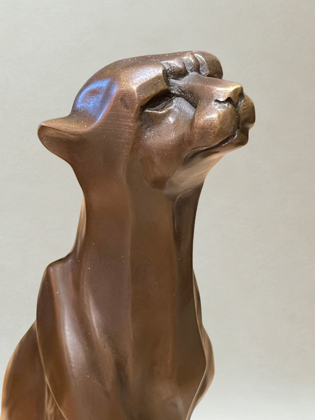 Art-déco-Panther aus Bronze – Signiert De Coux – 30cm – 4kg – Marmorsockel