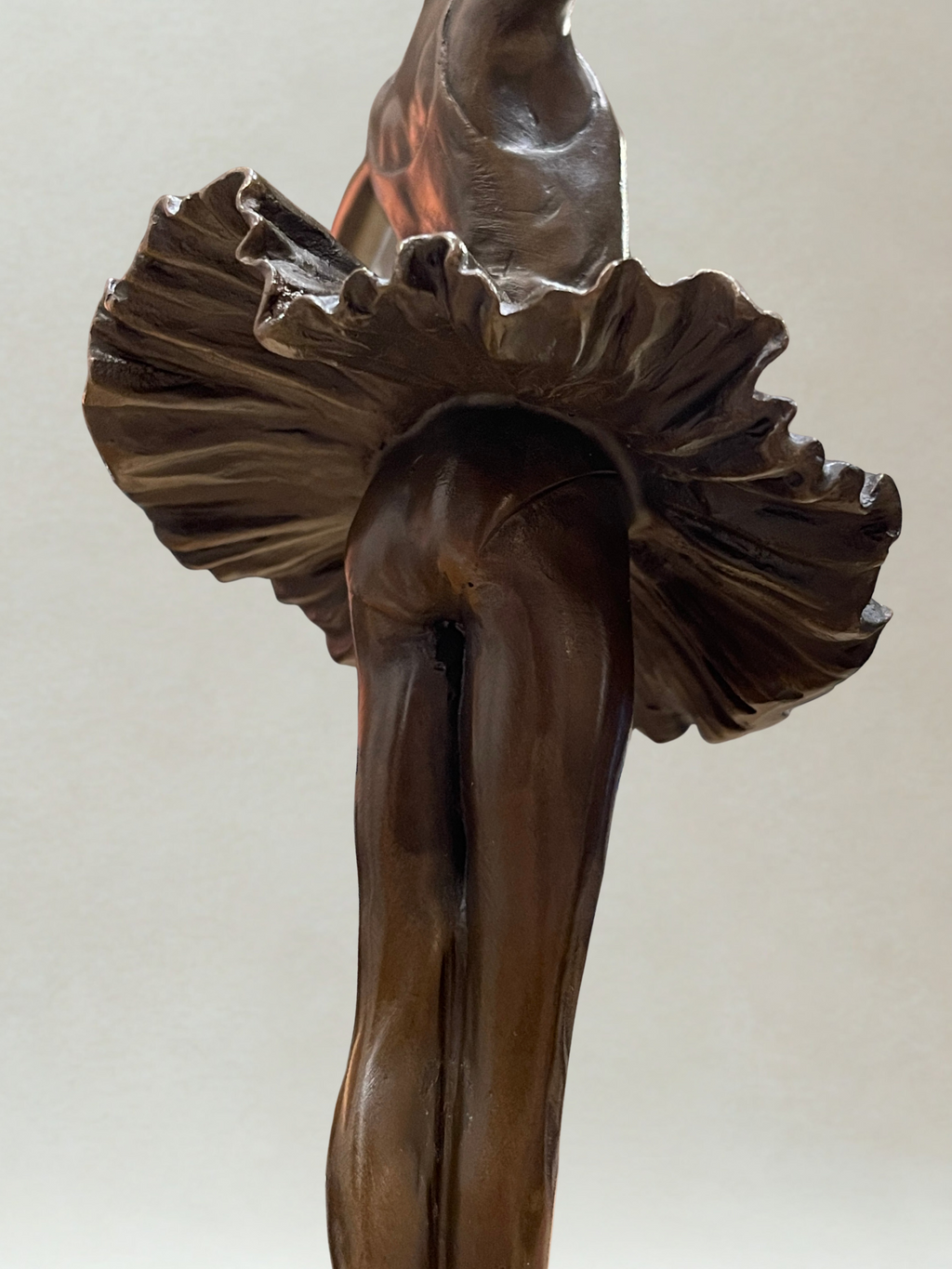 Sculpture en bronze Art Déco – Danseuse ballerine – Signée Milo – Cachet bronze - 30cm