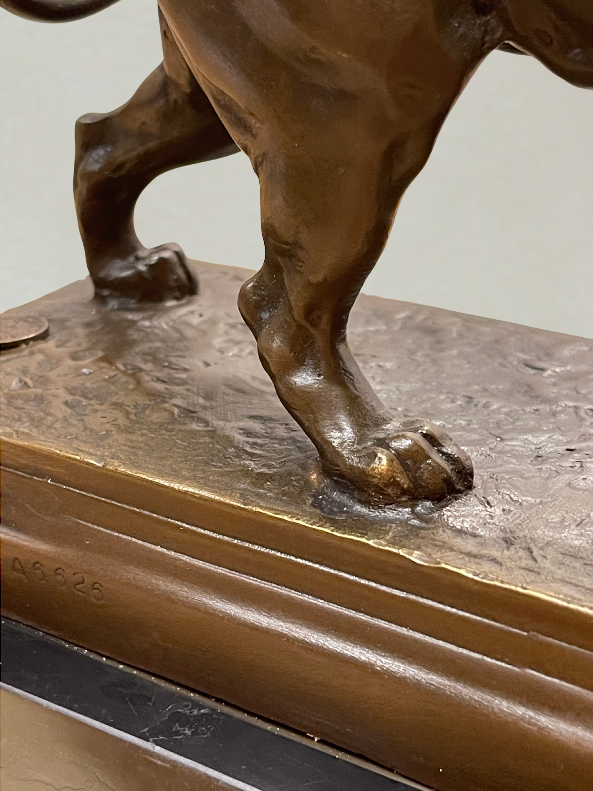 Bronze animalier – Lion – CH. Valton – Fonderie Paris – 20cm - 5,2 kg