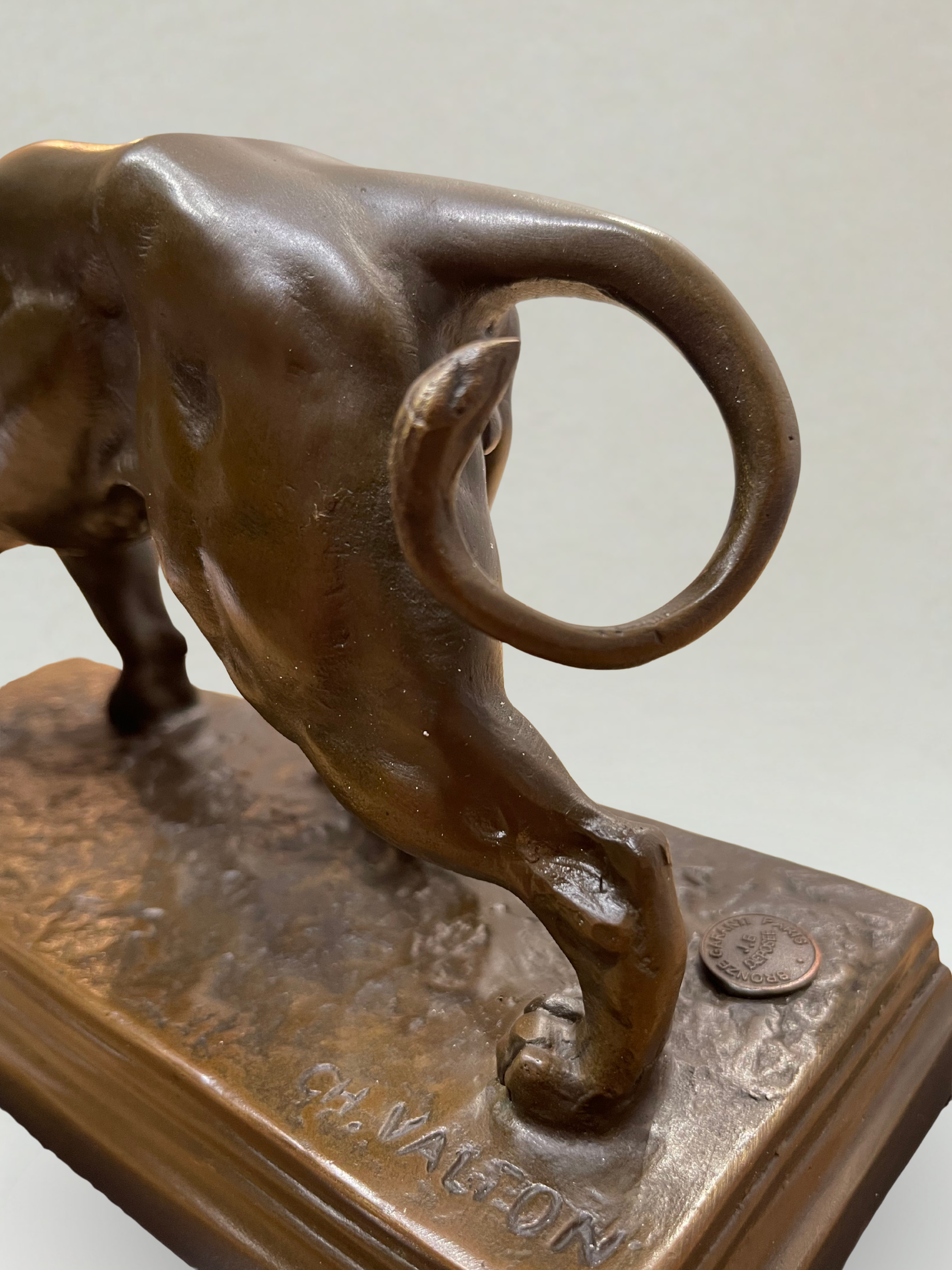 Bronze animalier – Lion – CH. Valton – Fonderie Paris – 20cm - 5,2 kg