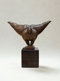 Bronze-Art-déco-Skulptur – stilisierte Frauenfigur im Gleichgewicht – signiert – 22 cm