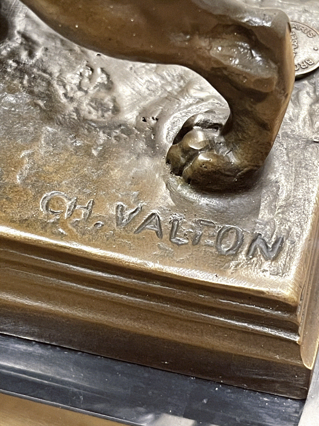 Bronze animalier – Lion – CH. Valton – Fonderie Paris – 20cm - 5,2 kg