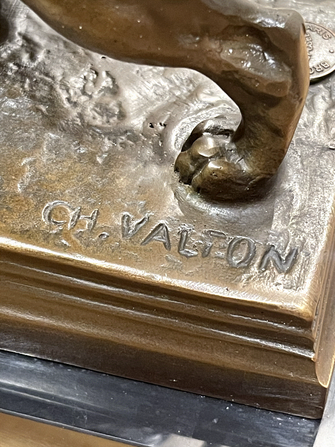 Bronze animalier – Lion – CH. Valton – Fonderie Paris – 20cm - 5,2 kg