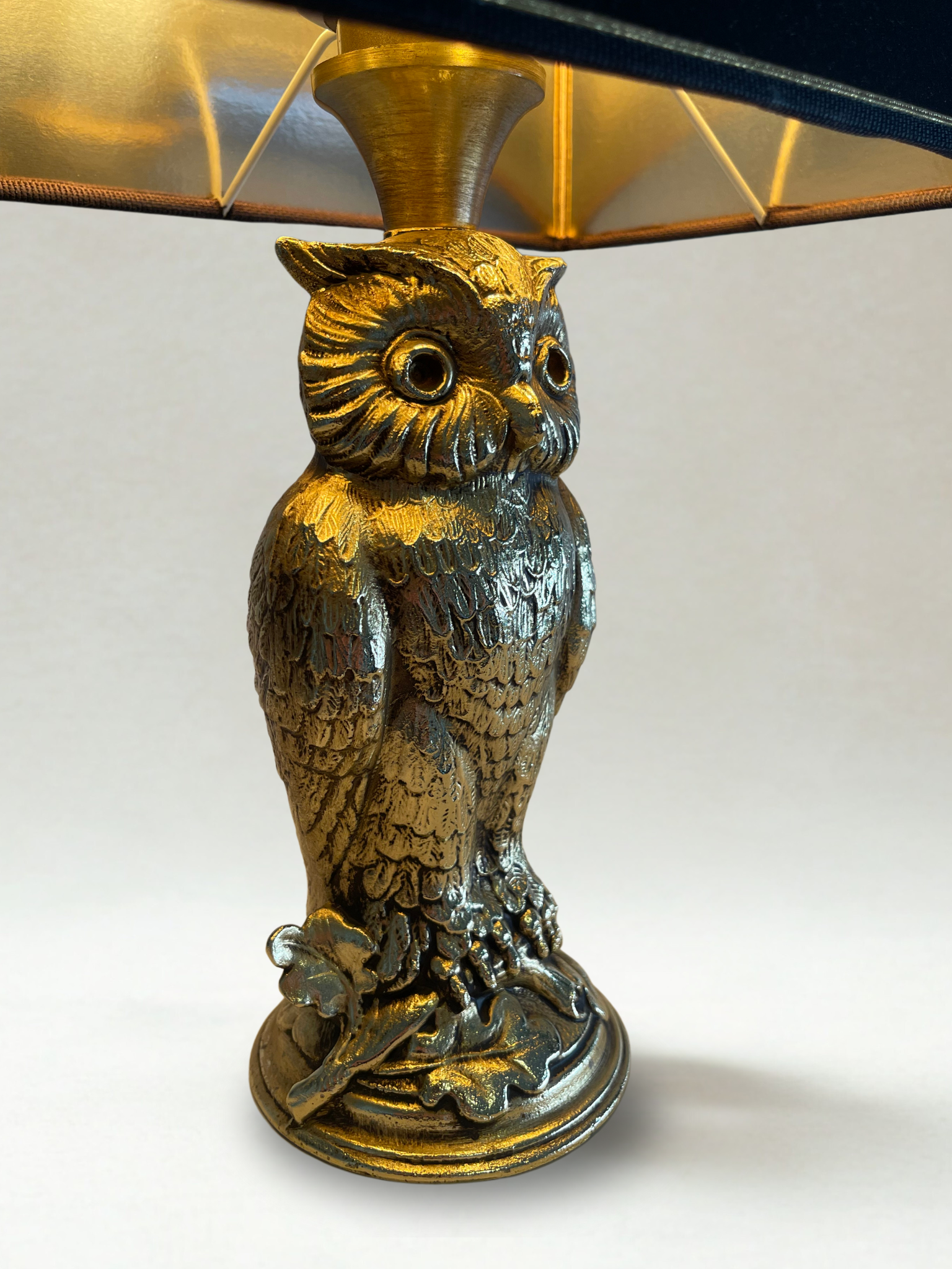 Vintage golden metal owl lamp – Deknudt – Hollywood Regency style - 42cm