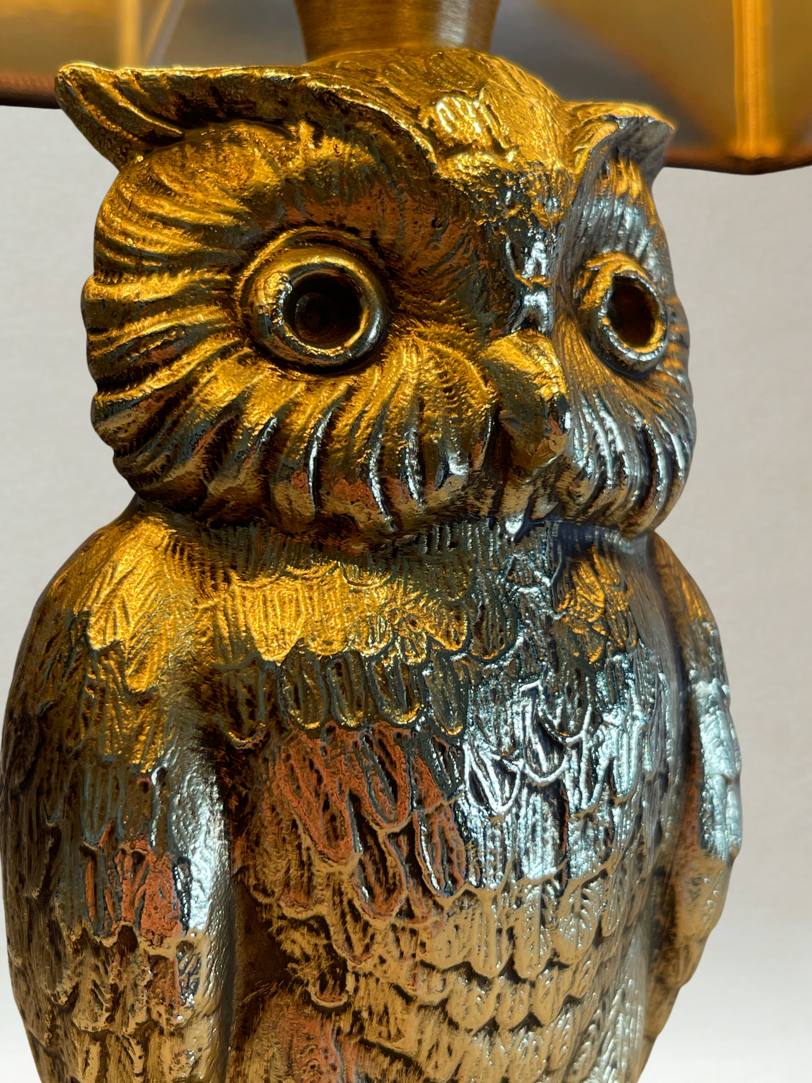 Vintage golden metal owl lamp – Deknudt – Hollywood Regency style - 42cm