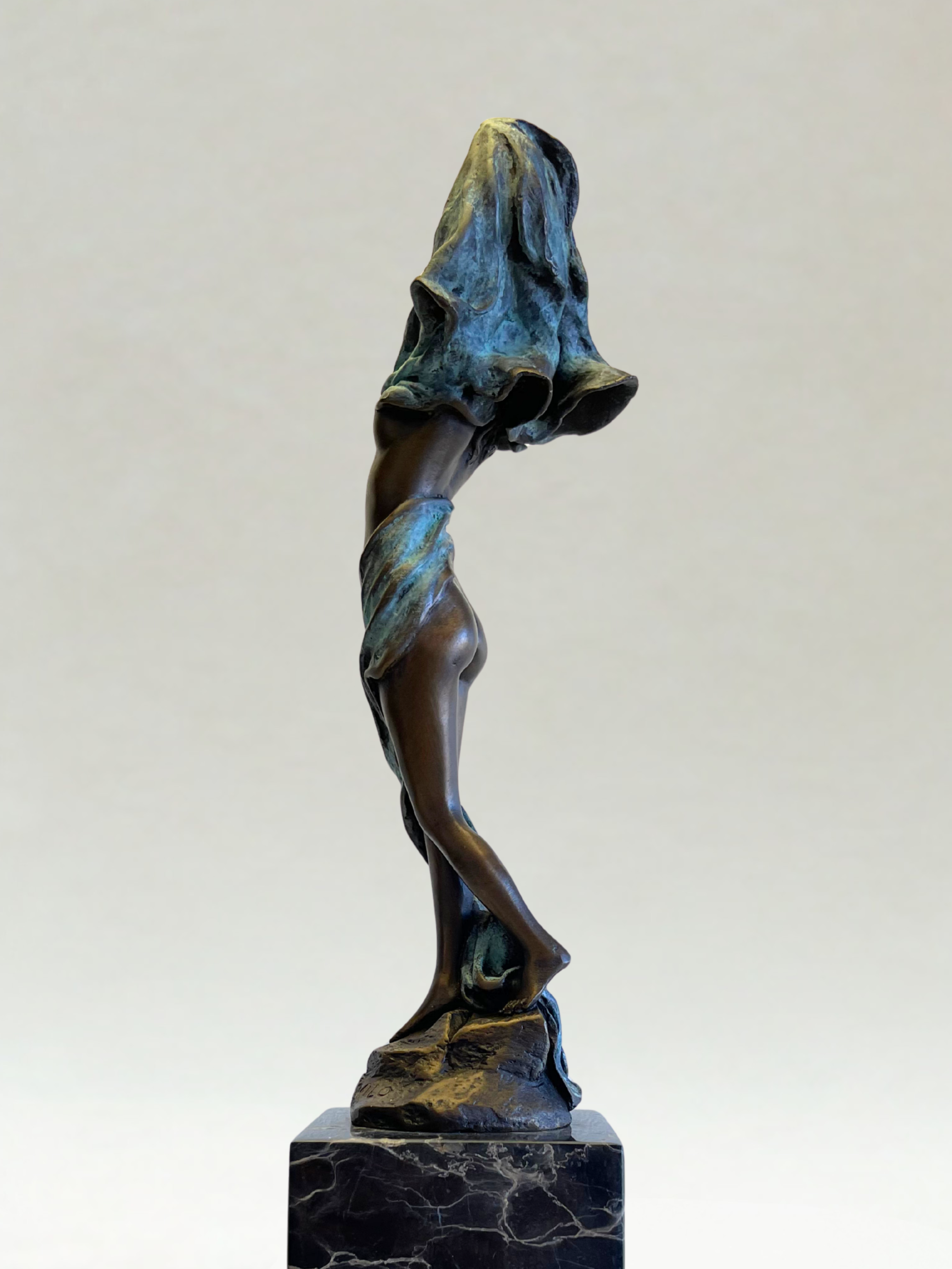 Art Deco polychrome bronze sculpture – Woman with drapery – Signed MILO - 36cm