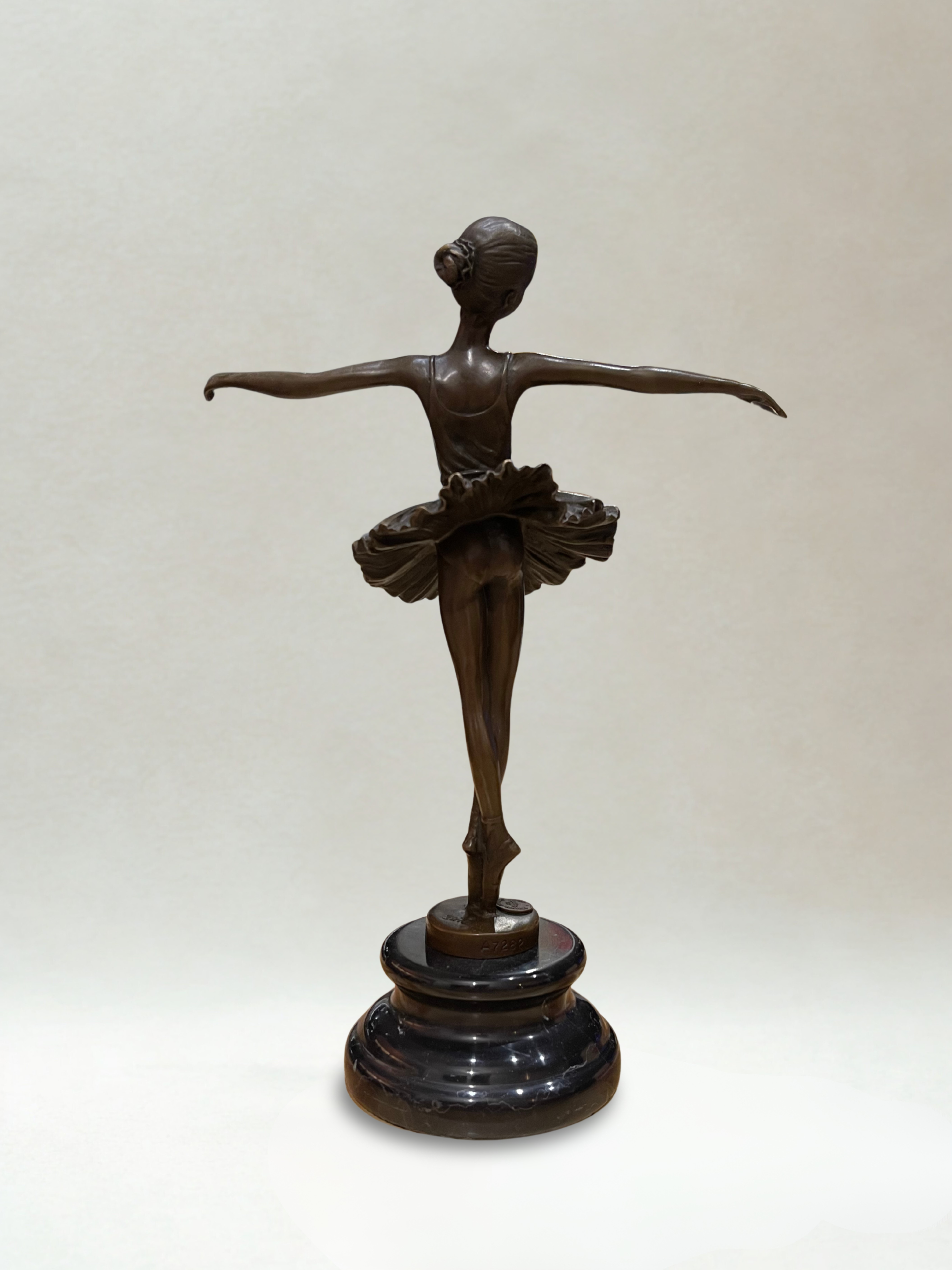 Art Deco Bronze Sculpture - Ballerina Dancer - Signed Milo - Bronze seal - 30cm