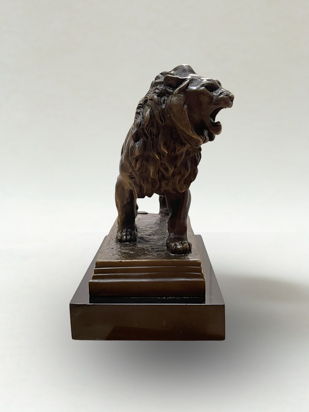 Bronze animalier – Lion – CH. Valton – Fonderie Paris – 20cm - 5,2 kg