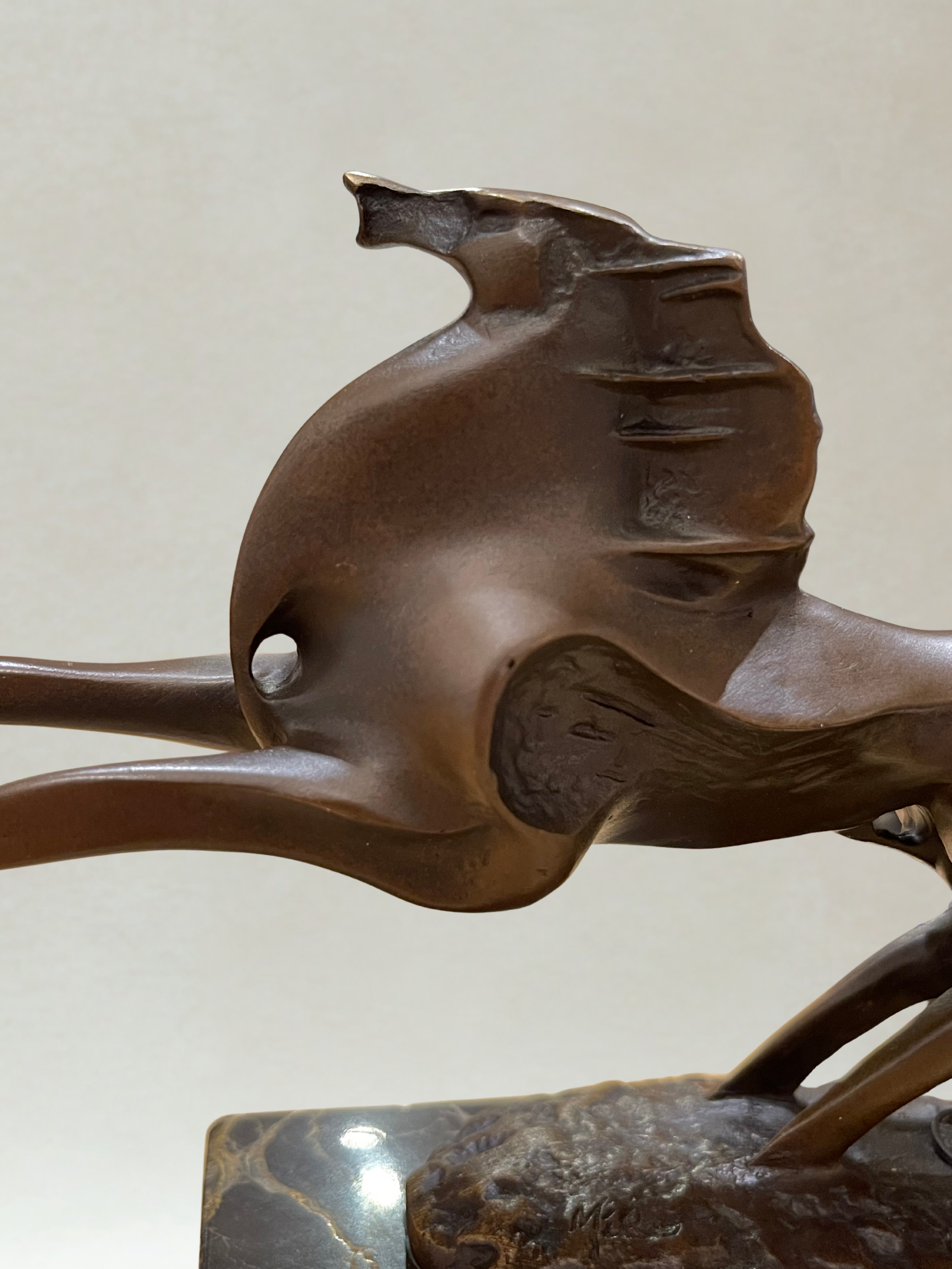 Sculpture en bronze – Cheval au galop – Signée Milo – Socle marbre - 18cm