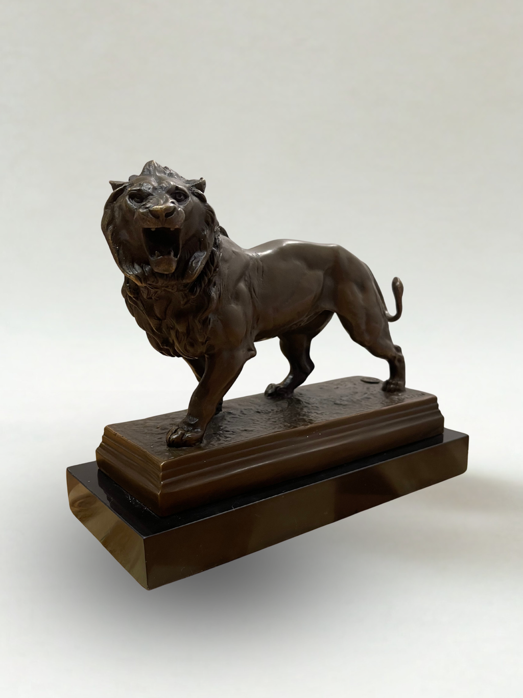 Bronze animalier – Lion – CH. Valton – Fonderie Paris – 20cm - 5,2 kg