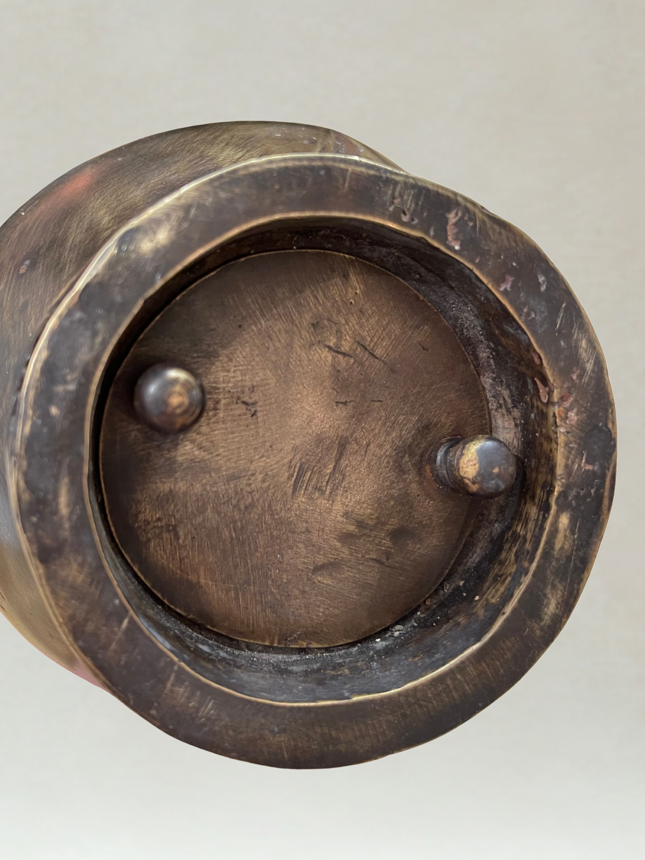 Bronzeskulptur – stilisierte Eule – modernistisches Design – 24 cm