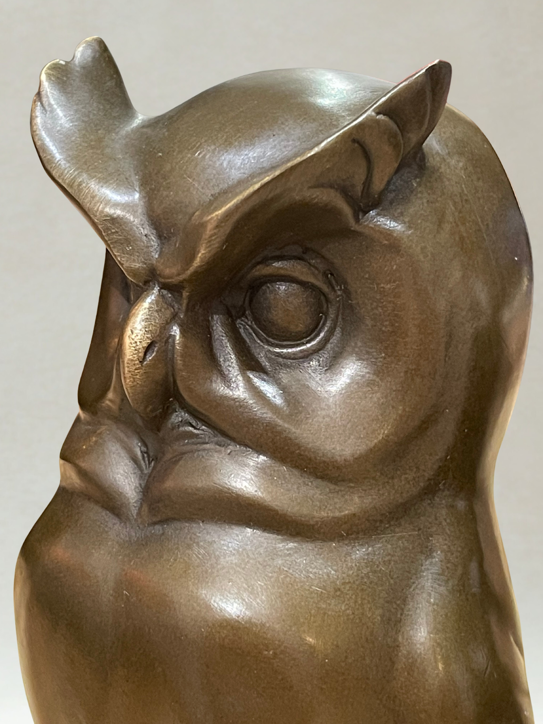 Art Deco Bronze Owl – Signed C. Potter – Bronze Garanti Paris – Book base