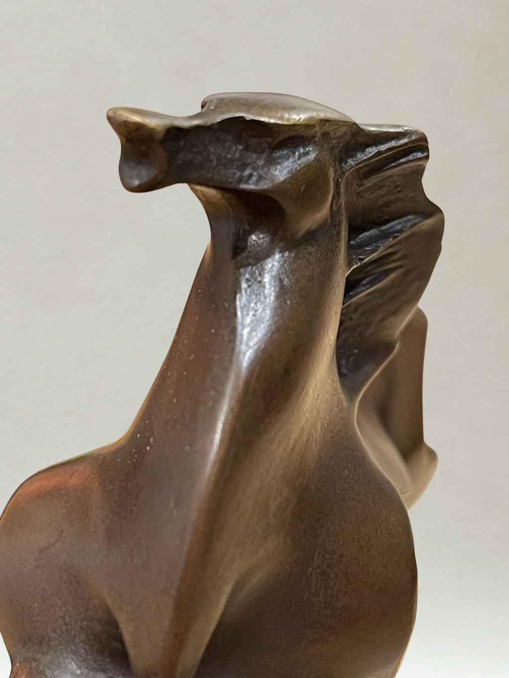 Sculpture en bronze – Cheval au galop – Signée Milo – Socle marbre - 18cm
