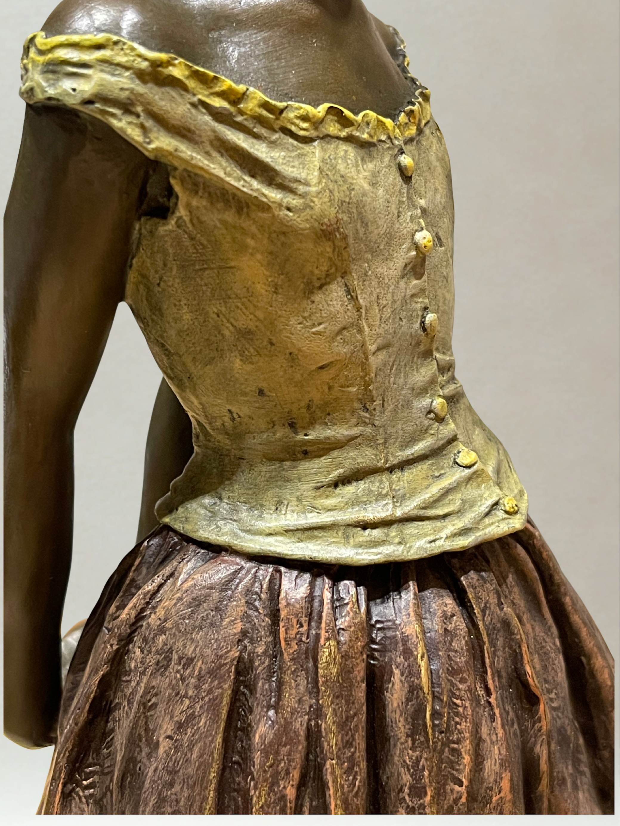 After Edgar Degas – Grande sculpture en bronze polychrome – Danseuse – Socle marbre – 38 cm - 5,4kg