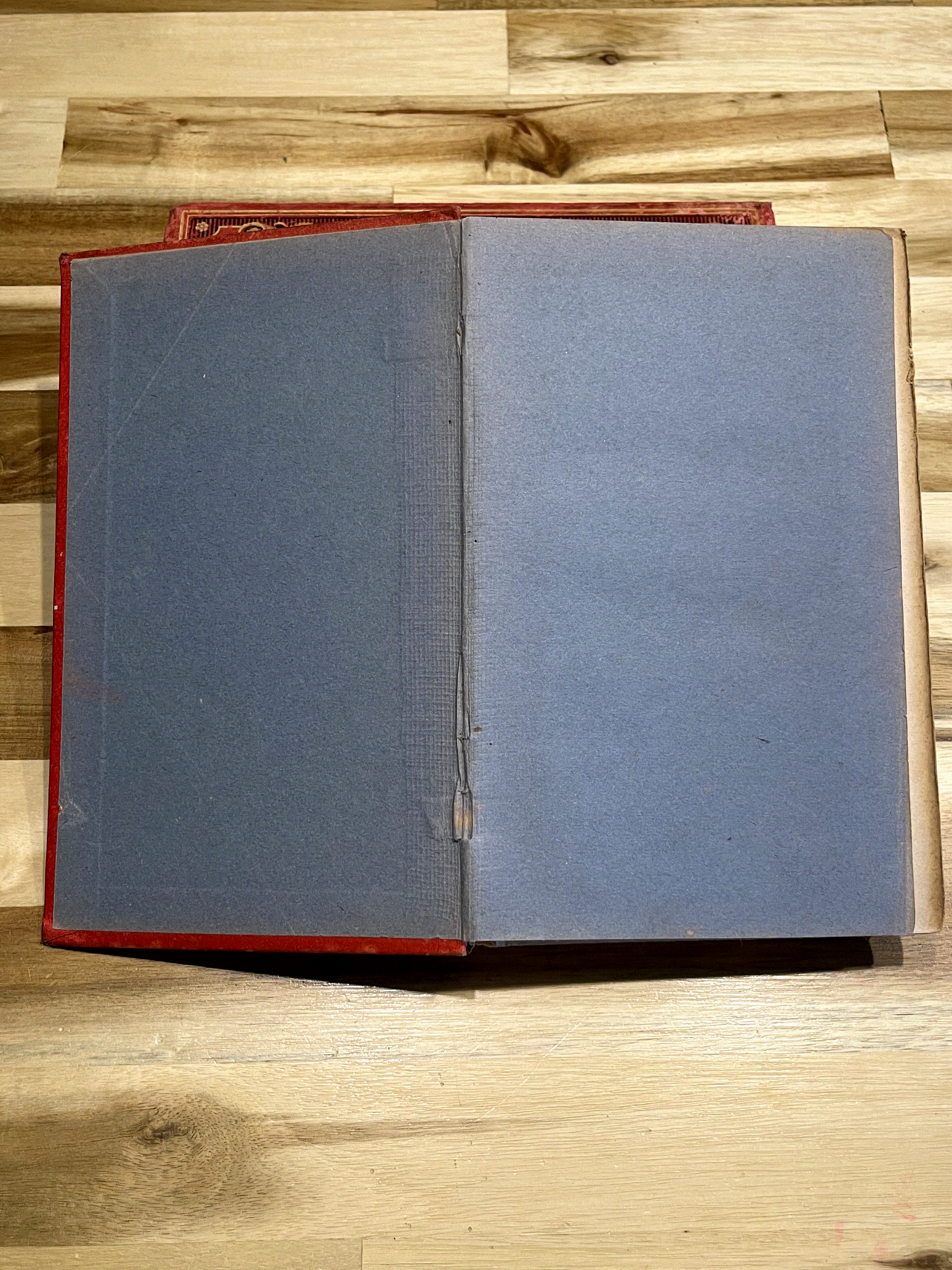 Livre ancien “Aventures de Robinson Crusoé” – Daniel De Foë – Émile Guérin Éditeur – Fin XIXe siècle – Reliure rouge illustrée