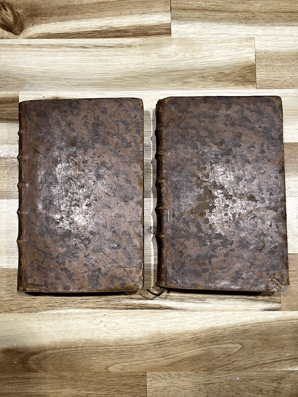 Paire de livres anciens reliés en plein cuir – Sermons de Massillon – Carême – Édition de 1769 – XVIIIe siècle