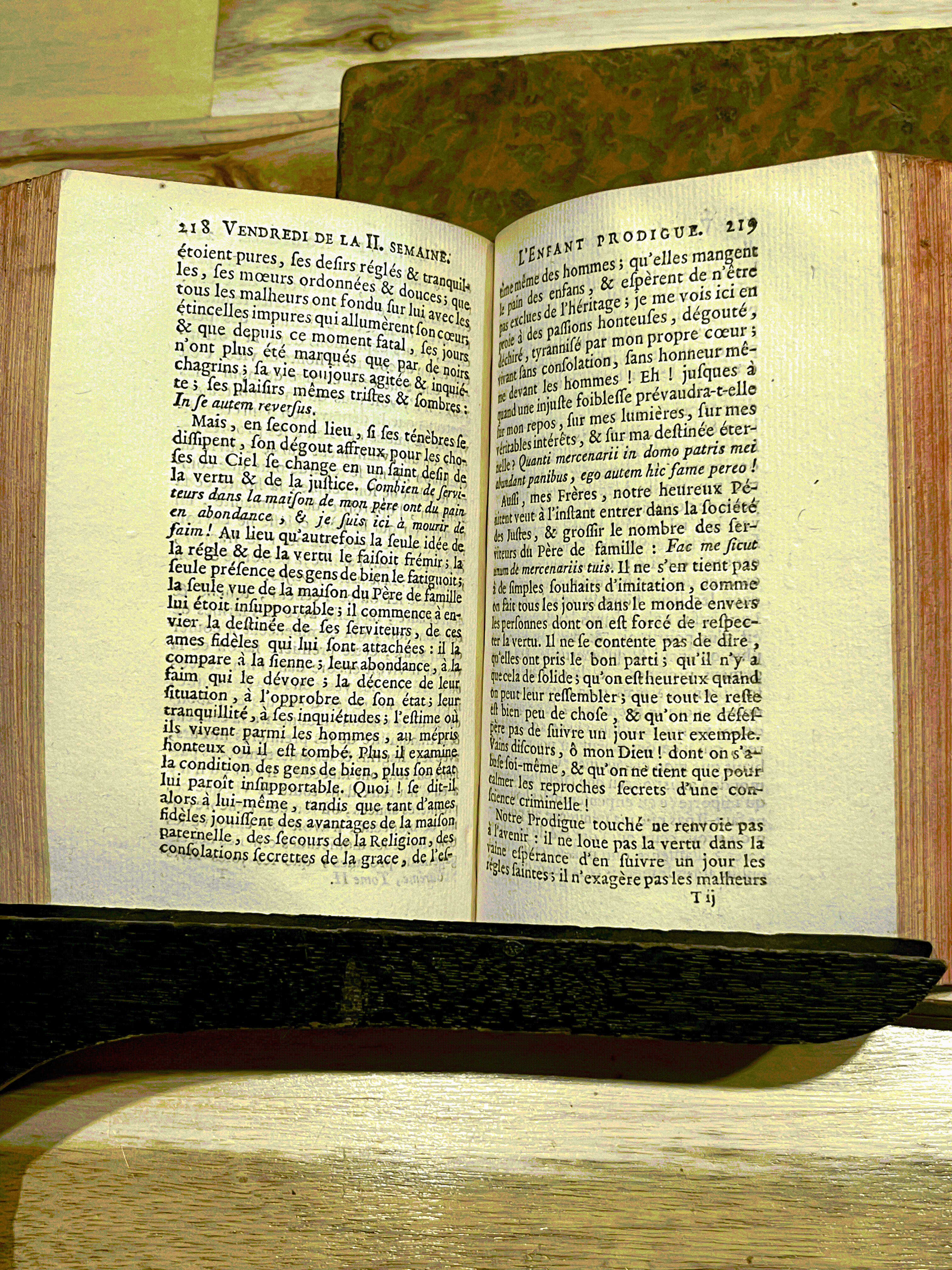 Paire de livres anciens reliés en plein cuir – Sermons de Massillon – Carême – Édition de 1769 – XVIIIe siècle