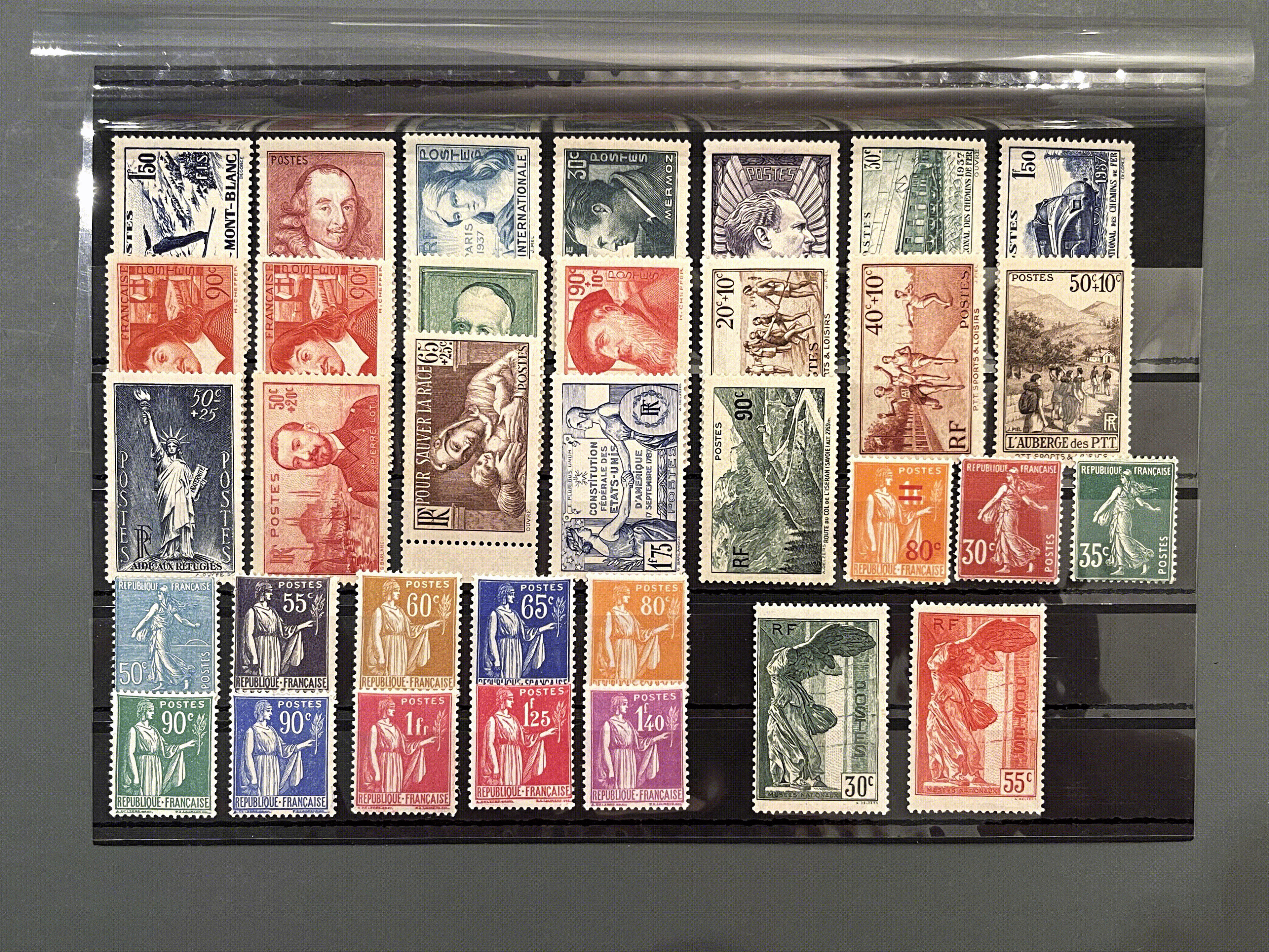 Timbre France Collection - Année 1937 complète inclus Bloc 3 PEXIP - NEUFS** sans charnière - MNH