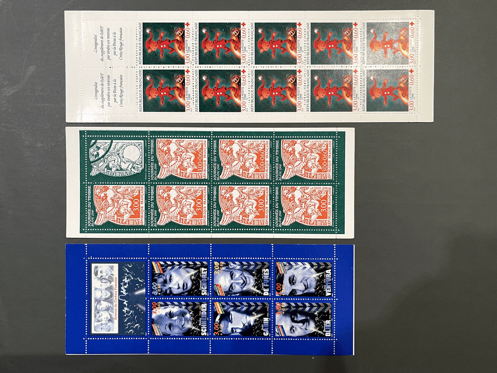 France Stamp Collection - Full Year 1998 - **UNUSED** without hinge - MNH + Souvenir Sheet + Booklets