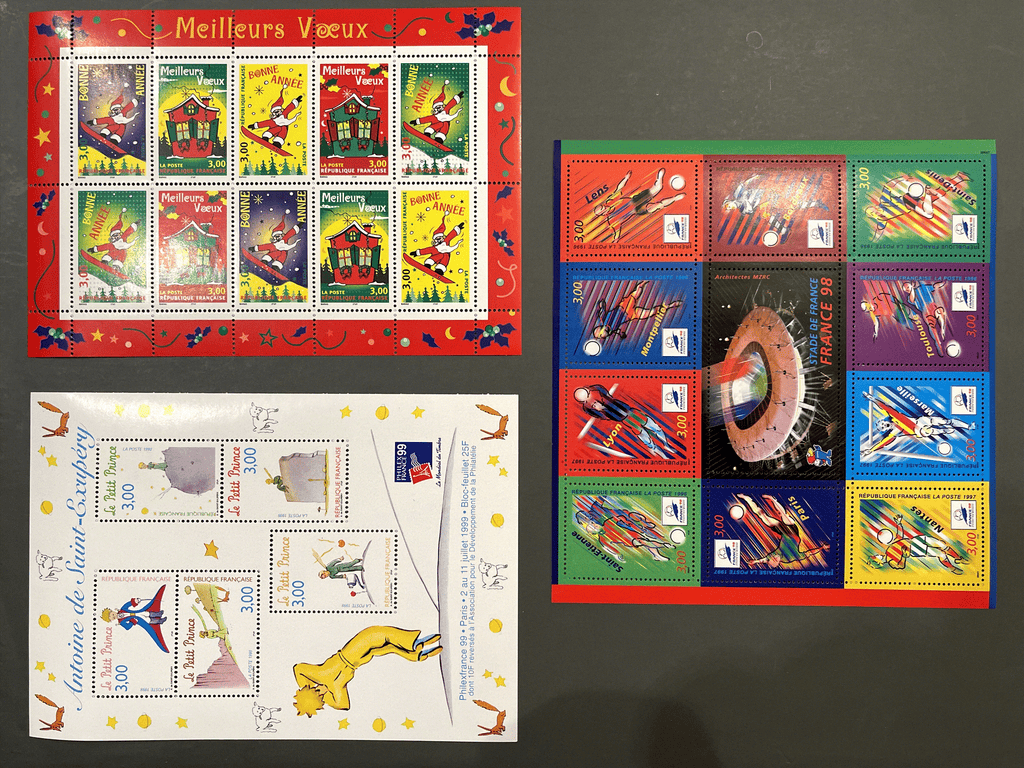 France Stamp Collection - Full Year 1998 - **UNUSED** without hinge - MNH + Souvenir Sheet + Booklets