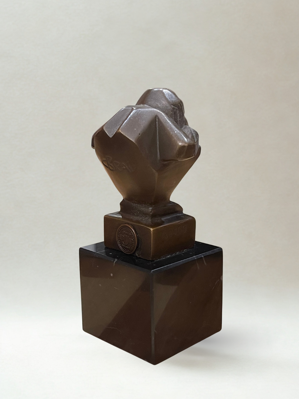 Bronze d’après Casimir BRAU – Sculpture animalière Art Déco – Singe - 13 cm