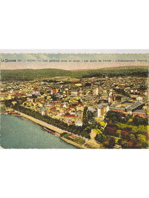 Carte postale – Vichy – Vue aérienne, quais de l'Allier et établissement thermal – La Cigogne 301