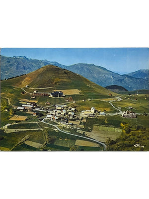 Albiez-le-Vieux – Le Mollard, vue du village en montagne – Savoie