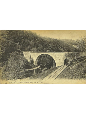 Thiers – Giroux, le Pont Neuf et la voie ferrée – CPA ancienne n° 43
