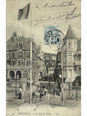Trouville-sur-Mer – La Rue de Paris animée – CPA n° 27 LL