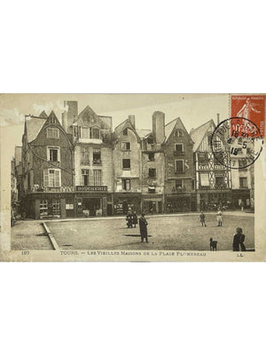 Tours – Vieilles maisons de la place Plumereau – CPA n°187 LL