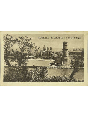 Marseille – La Cathédrale et la Nouvelle Digue – CPA