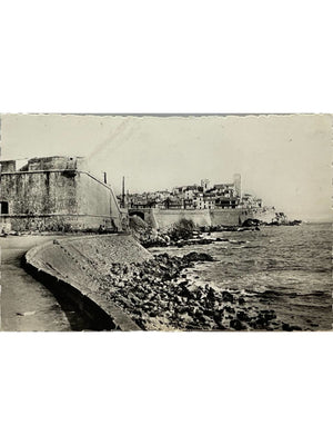 Antibes – Les remparts et le littoral – CPSM n° 34, 1958