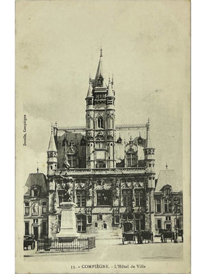 Compiègne – Hôtel de Ville et attelages – CPA n°33