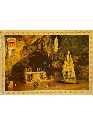 Lourdes – La Grotte miraculeuse et son autel – Carte postale 45B