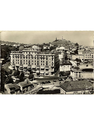 Châtel-Guyon (63) – Vue générale du centre thermal – CPSM 1965