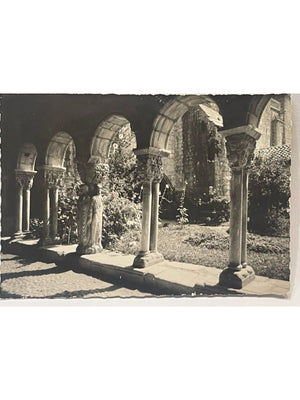 Saint-Bertrand-de-Comminges – Intérieur du cloître XIVe siècle – CPSM 1954